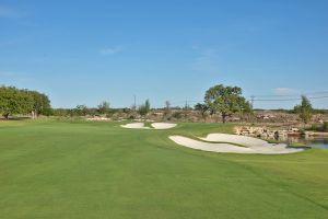 Driftwood 15th Approach